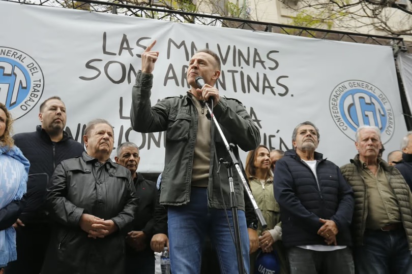 Con duras críticas al Gobierno, la CGT se movilizó