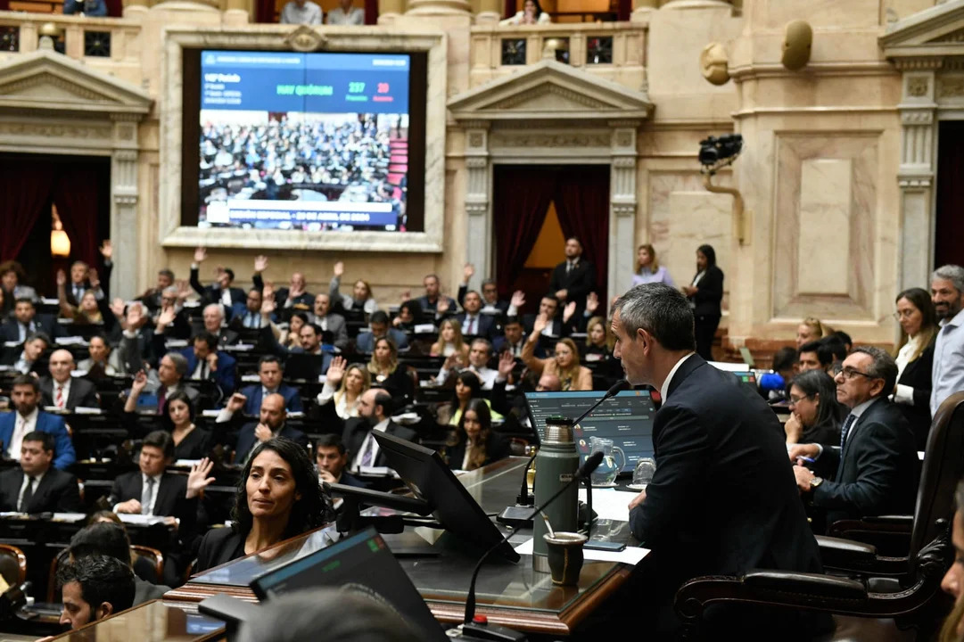 El oficialismo busca reintroducir límites a la venta de tierras a extranjeros en Diputados