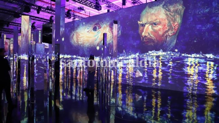 La provincia acompaña el lanzamiento de la muestra “Van Gogh experiencia de arte inmersiva”