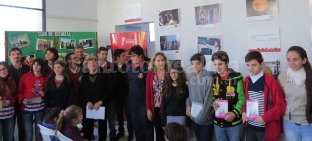 Los ganadores de la edición 2013 recibieron sus premios. (Foto: Municipalidad de Santo Tomé)