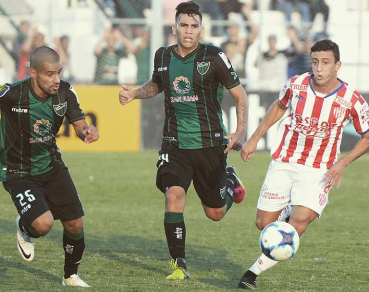 Unión y San Martín empataron 0-0, en un partido sin atractivos.