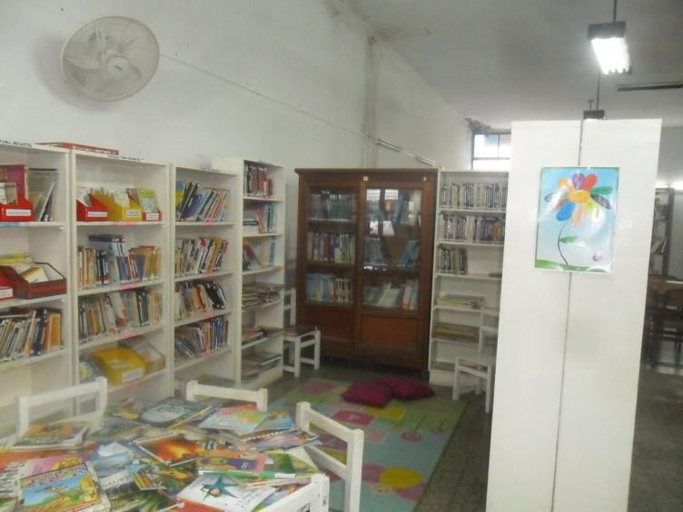 Preocupa el deterioro edilicio de la biblioteca Rivadavia