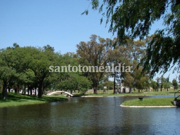 Santa Fe: Construirán una pileta olímpica en el Parque Garay