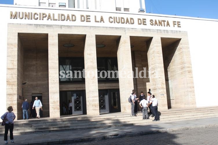 La Federación de Trabajadores Municipales de Santa Fe denunció penalmente al Ejecutivo municipal santafesino.