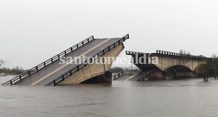 Corrientes: cayó un puente en la ruta nacional 12 por las fuertes lluvias
