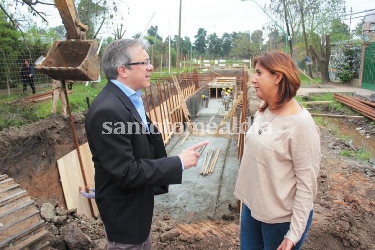Qüesta: “La obra de entubado del canal Roverano es un sueño hecho realidad”