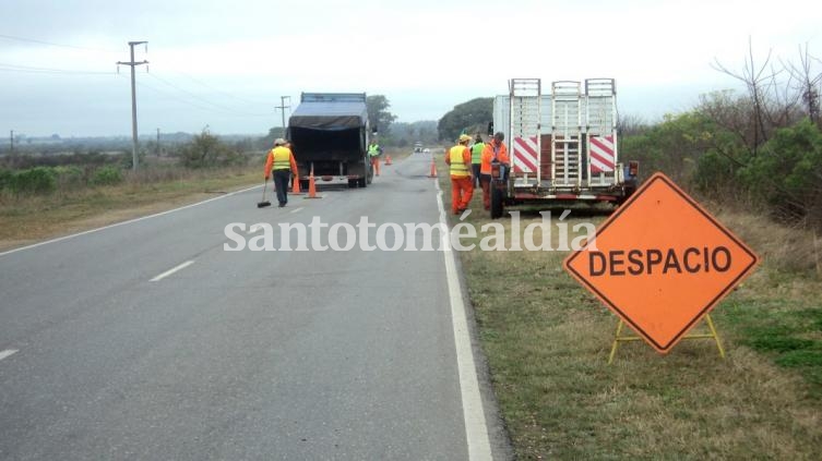 La provincia avanza en la repavimentación de la Ruta 6, entre San Carlos Sur y Ruta Nacional Nº 19. (Foto: Secretaría de Comunicación Social)