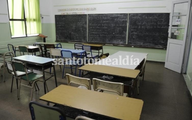 El gobierno provincial confirmó que no pagará los días de paro ni el aumento a docentes