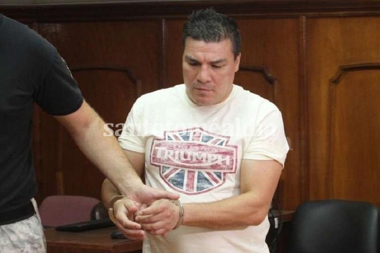 La Fiscalía pidió 20 años de prisión para Carlos Baldomir, acusado de violar a su hija.
