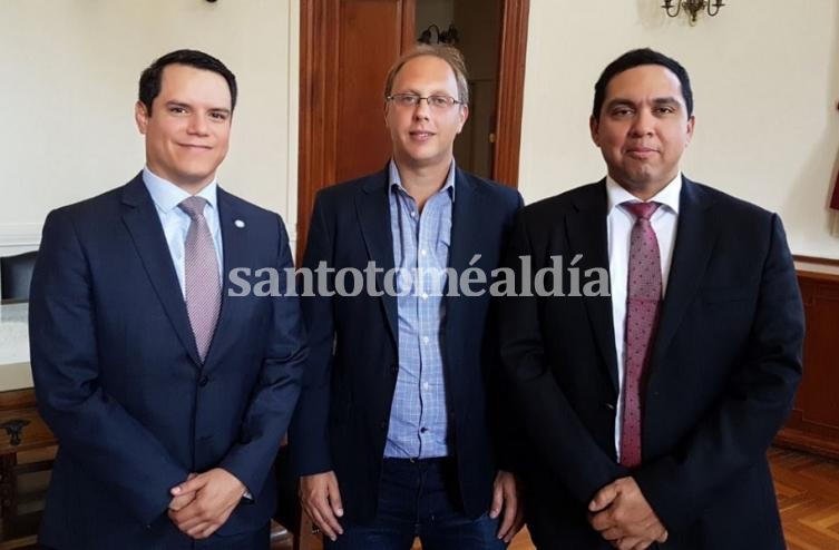 Gonzalo Saglione anunció el préstamo acordado con Fondo de la Organización de los Países Exportadores de Petróleo.