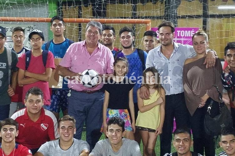 Intercolegial de Fútbol 5 en “La Volanta”