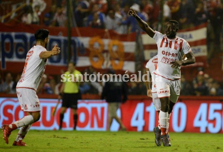 Yeimar Gómez Andrade festeja el segundo gol rojiblanco. 