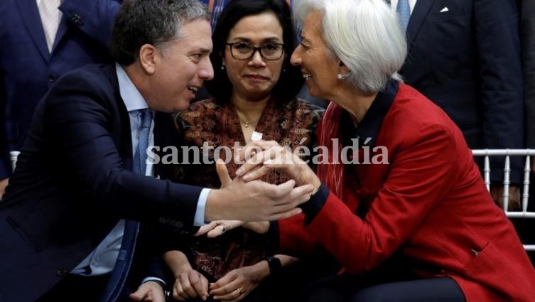 Argentina comenzó a negociar con el Fondo.