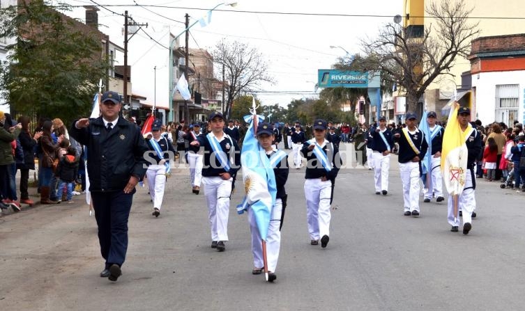 Como cada año, se realizará un desfile cívico militar a lo largo de calle Sarmiento.