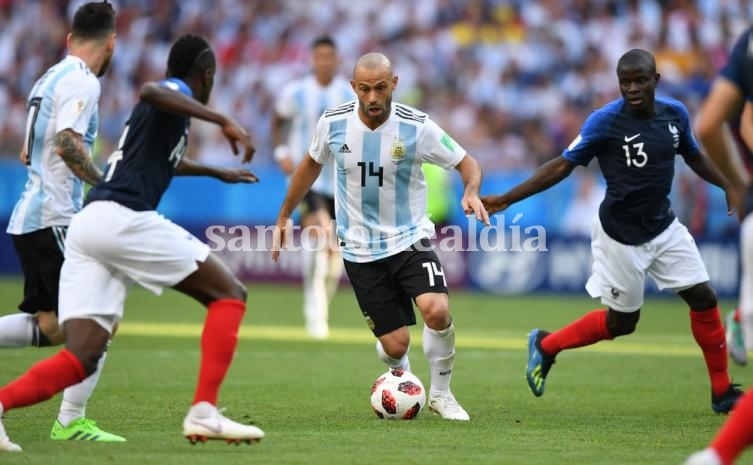 Argentina fue superado por Francia y se quedó afuera del Mundial. (Foto: Clarín)