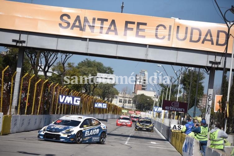 A pleno sol, la carrera diurna fue un éxito.