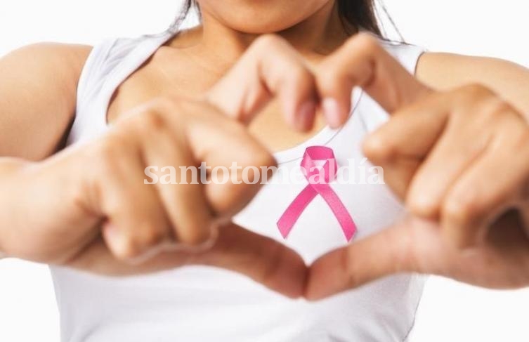 Invitan a usar un distintivo rosa para concientizar sobre la prevención del cáncer de mama