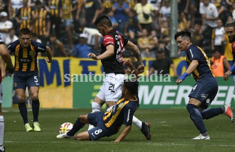 Colón y Central igualaron 1-1 en Rosario.
