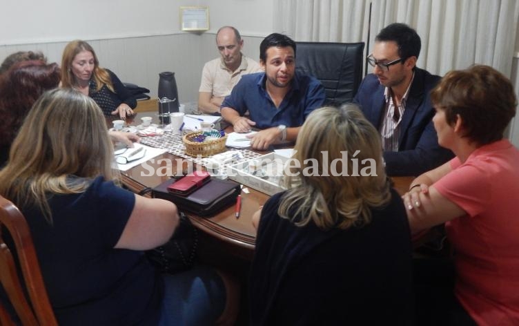 Alvizo se reunió con el Centro Comercial para debatir propuestas para el sector. (Foto: Prensa Alvizo)