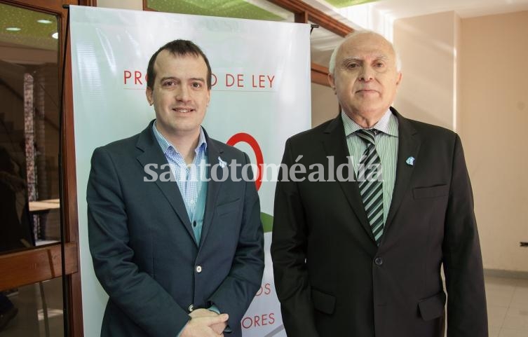 El diputado Blanco, junto al gobernador Lifschitz. (Foto: Prensa Blanco)