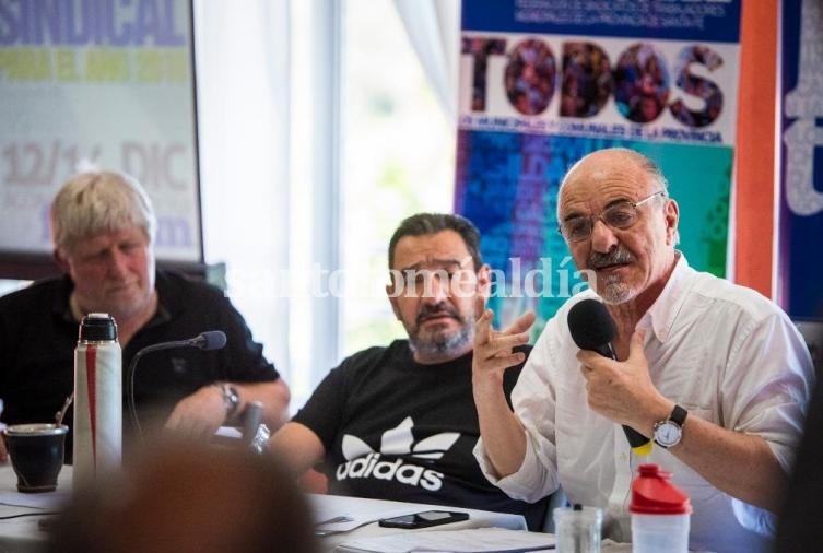 Carlos Tomada disertó en el seminario de los municipales. (Foto: Prensa Festram)