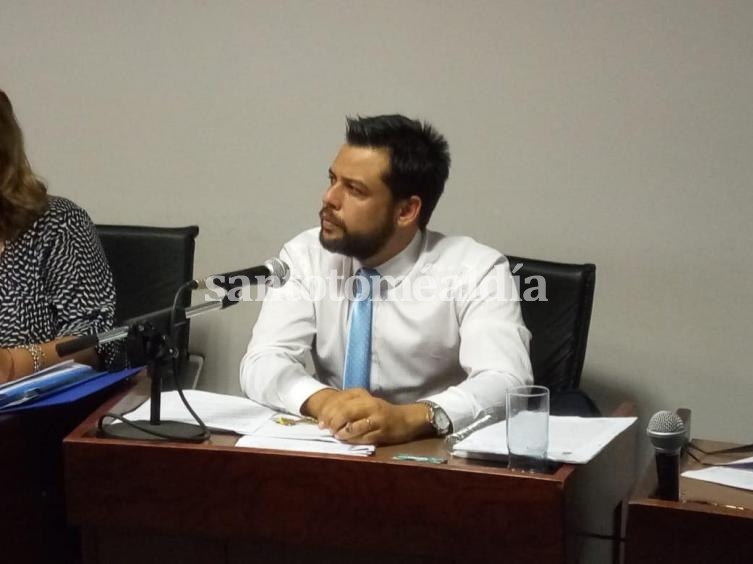 Rodrigo Alvizo cuestionó la gestión municipal.