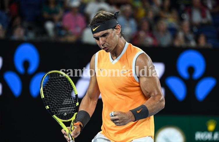 Nadal, a paso firme en Australia