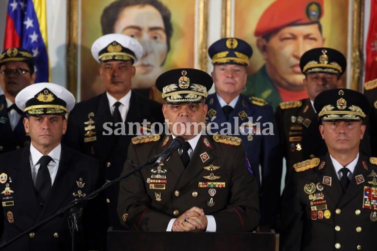 Venezuela: Militares declaran lealtad a Maduro