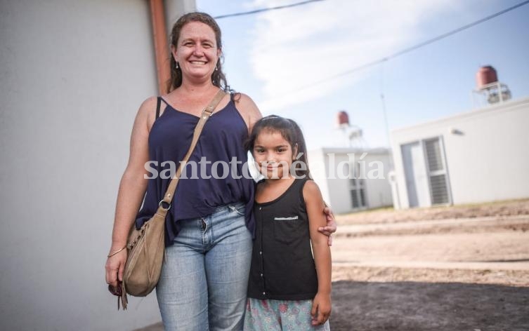 Más familias de Santa Fe se mudan de la Vieja Tablada al Barrio Jesuitas. (Foto: Municipalidad de Santa Fe)
