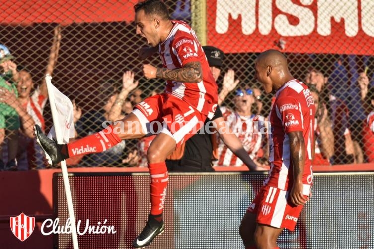 Unión brilló ante Atlético Tucumán