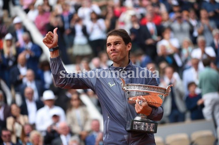 Rafael Nadal confirmó su reinado en la arcilla paricina. (Foto: @rolandgarros)
