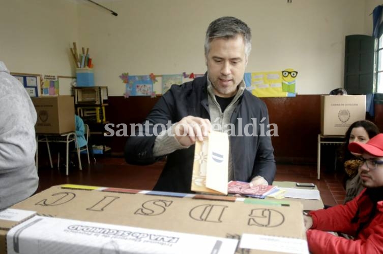 Votó el candidato a Diputado por Juntos, Leandro Busatto
