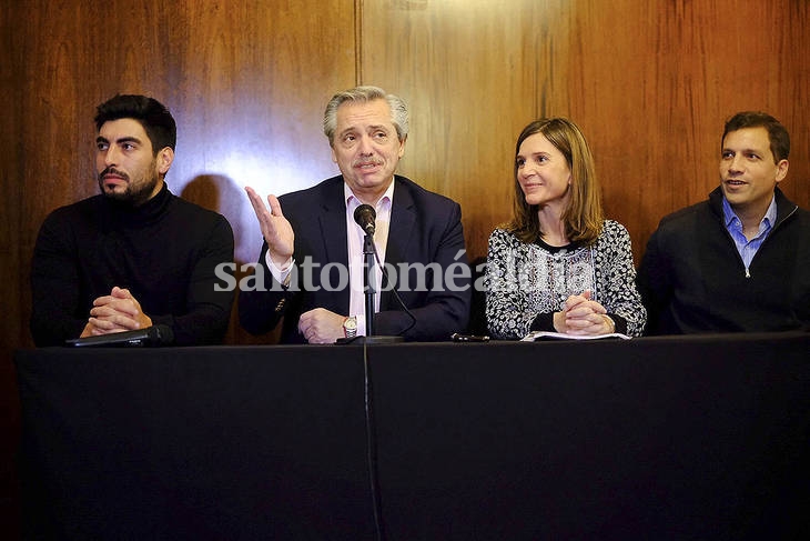 Alberto Fernández encabezó una conferencia de prensa en Mar del Plata. (Tiempo Argentino)