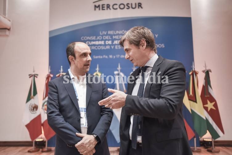 José Corral recibió al subsecretario del Mercosur y Negociaciones Económicas Internacionales de Cancillería, Victorio Carpintieri. (Foto: Municipalidad de Santa Fe)