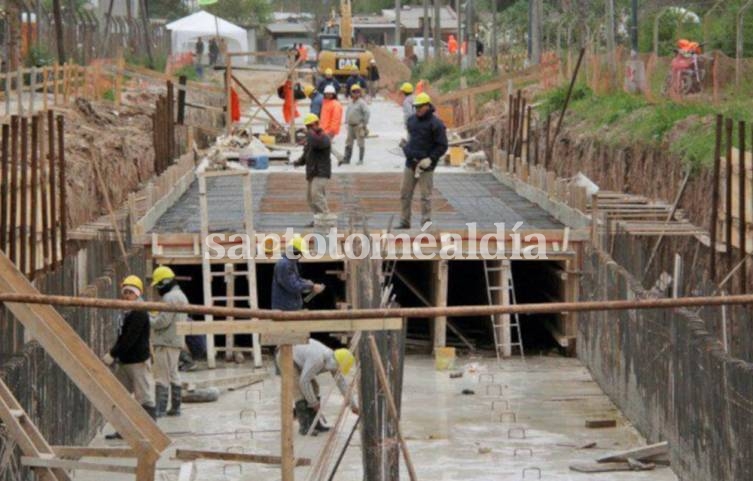 La provincia finaliza la construcción del desagüe Larrea en Santa Fe