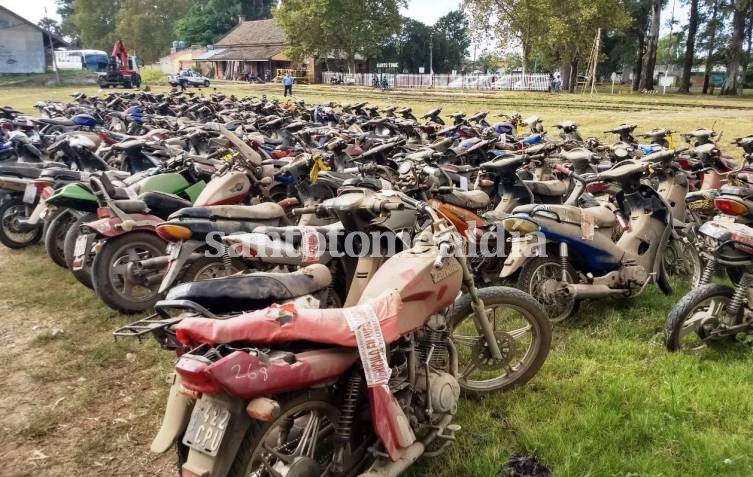 Se compararán 119 motos retenidas en el corralón de vehículos en infracción. (Foto: Municipalidad de Santo Tomé)