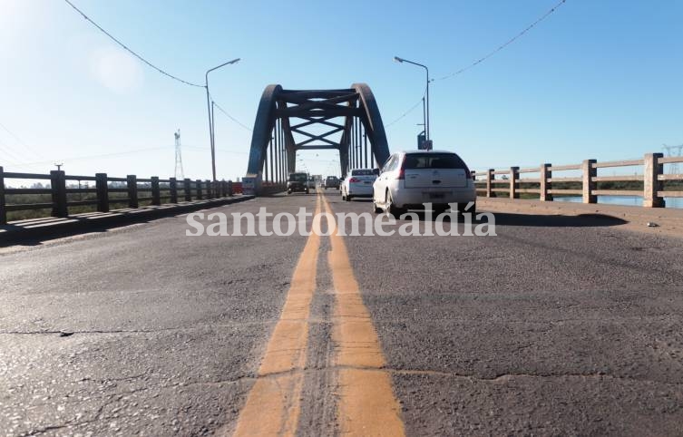 La repavimentación integral del puente Carretero comenzará a mediados de mes
