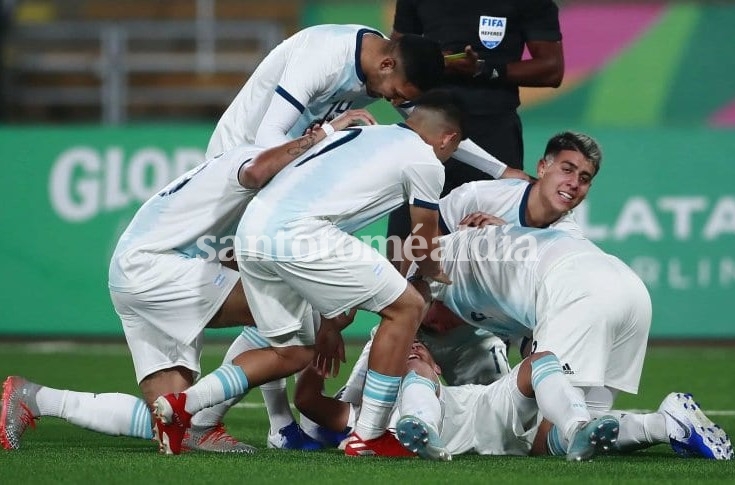 Argentina goleó a Honduras y ganó la dorada. (Foto: TyC Sports)