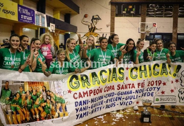 Las chicas de Ben Hur celebraron en el estadio de Rosario Central. (Foto: Gobierno de Santa Fe)