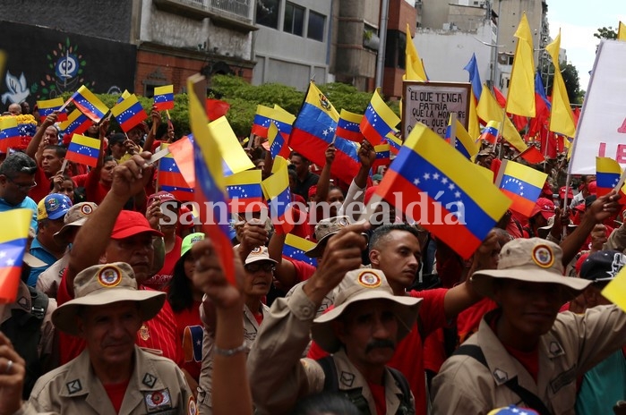 Partidarios del presidente de Venezuela, Nicolás Maduro, durante una manifestación en Caracas. (Foto: Reuters)