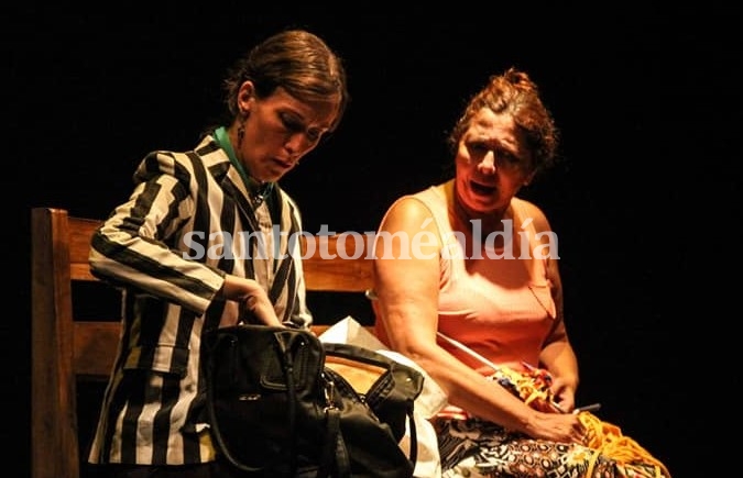 Susana Córdoba y Corina Gandini interpretan a las protagonistas de la obra. (Foto: Gentileza)
