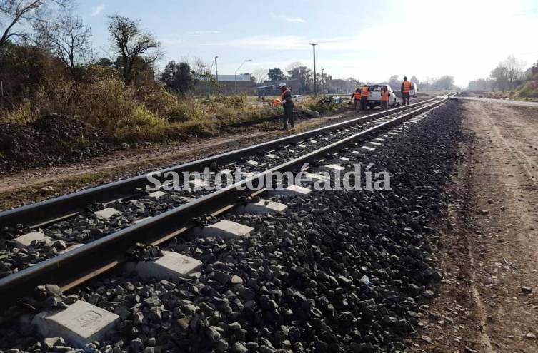 Por arreglos en las vías del ferrocarril, cortan el tránsito en un tramo de J. J. Paso. (Foto: Municipalidad de Santo Tomé)