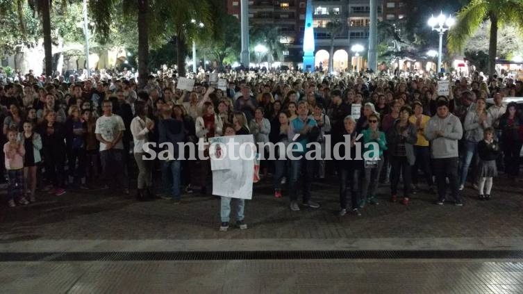 Santa Fe: multitudinaria marcha para pedir justicia por el asesinato de Julio Cabal