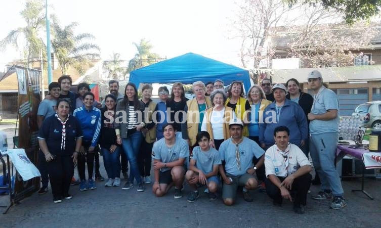 Los equipos de Gestión Ambiental y Participación Ciudadana,  junto a los participantes.  (Foto: Municipalidad de Santo Tomé)