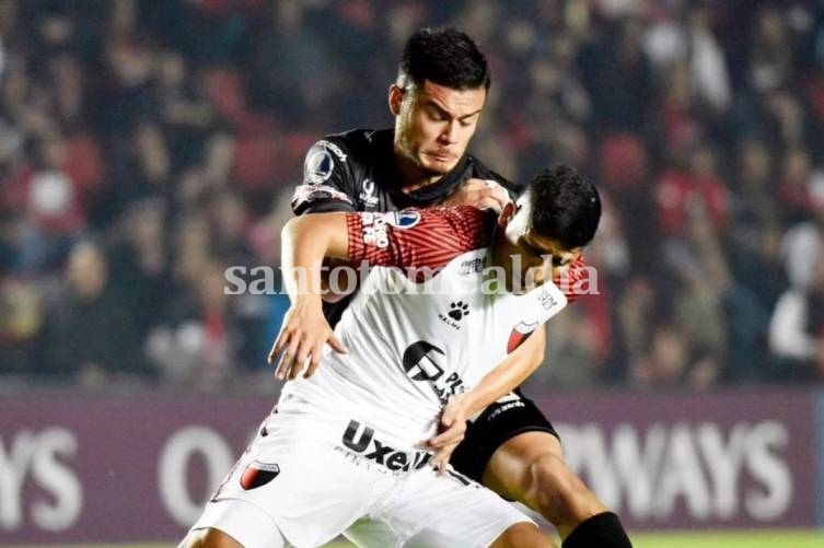 Colón enfrentó a Argentinos Juniors en octavos de la Sudamericana. (Foto de archivo)