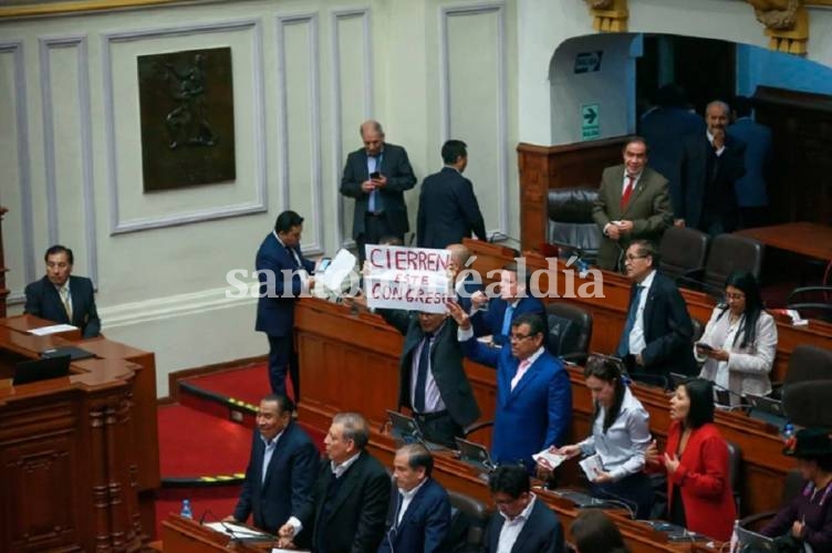 Un momento del debate en el Congreso peruano. (Foto: Telam)