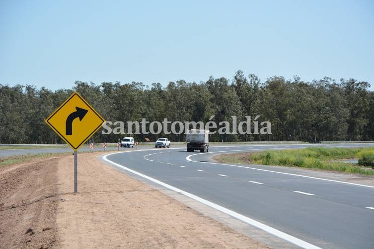 Habilitaron el primer tramo de la autopista de la Ruta 34, desde Angélica. (Foto: Vialidad Nacional)