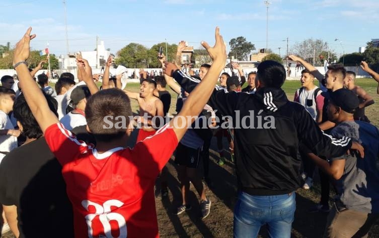 Liga Santafesina: Floresta clasificó al octogonal de la Primera 