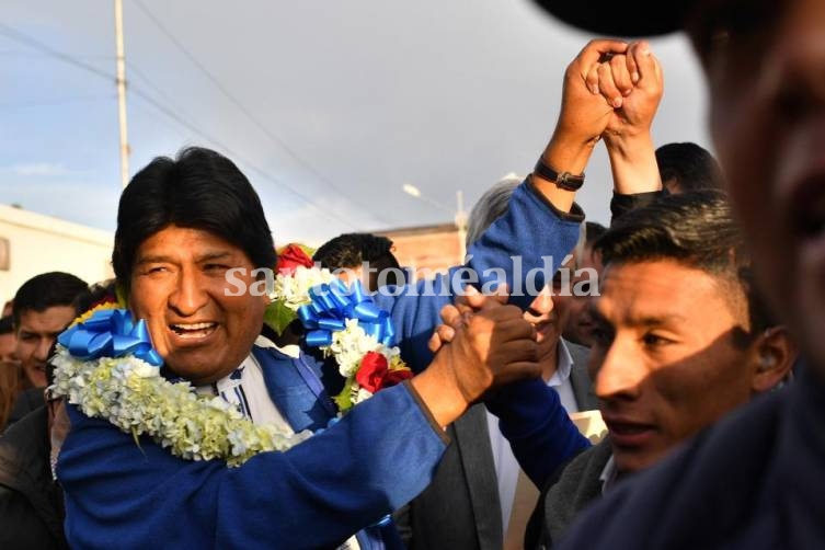 Se reanudó el escrutinio en Bolivia y Evo Morales alcanza los votos para ganar en primera vuelta