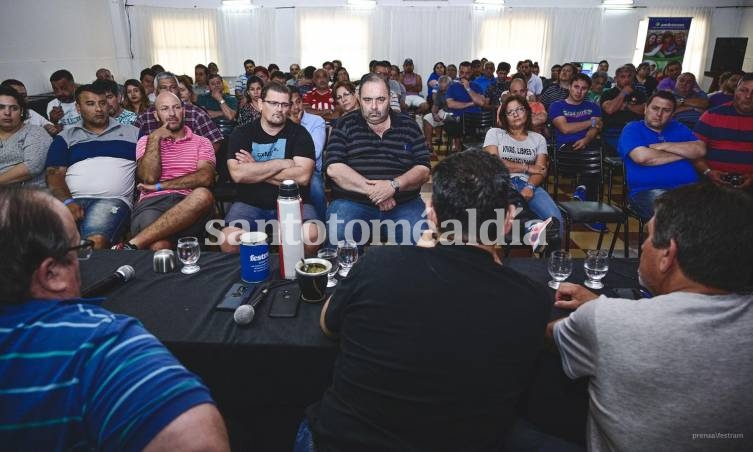 FESTRAM denuncia la intervención del gobernador en Maciel y el despido de 15 trabajadores. (Foto: Prensa Festram)